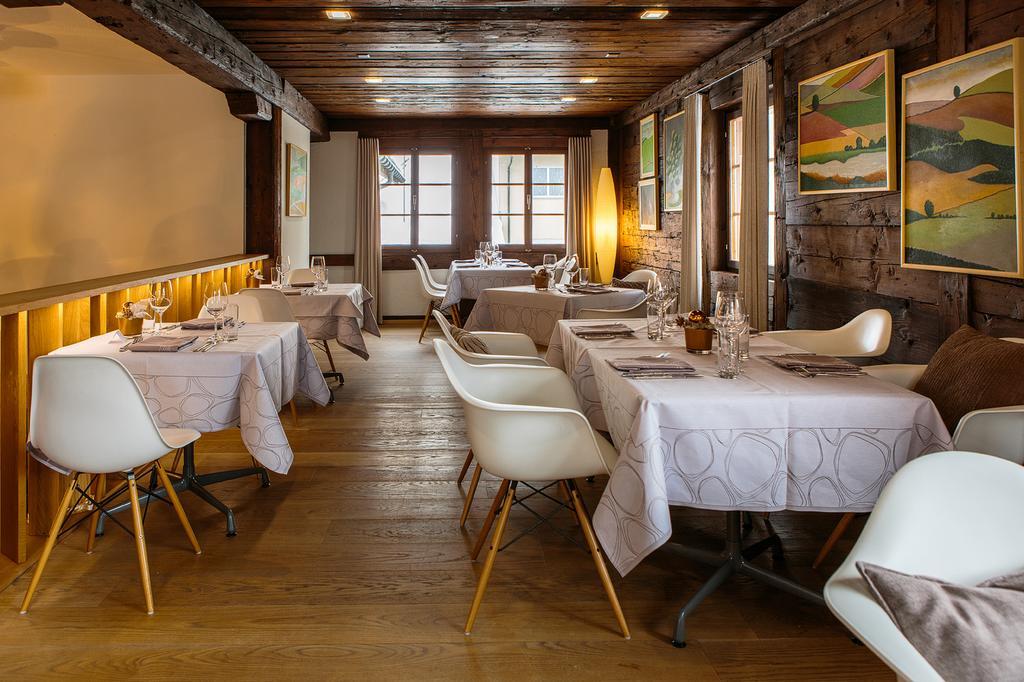 Hotel & Restaurant Zum Schwarzen Baeren Andermatt Exterior foto